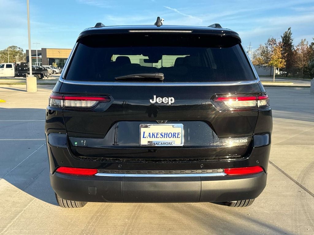 2025 Jeep Grand Cherokee GRAND CHEROKEE L LAREDO 4X2