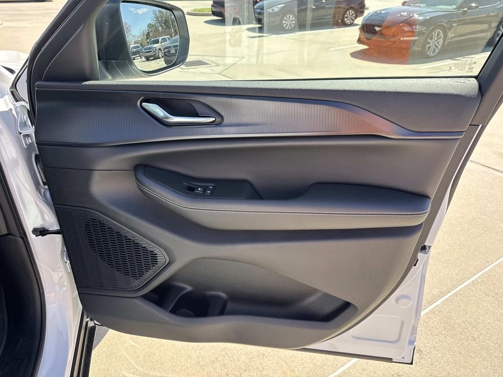 2026 Jeep Grand Cherokee GRAND CHEROKEE L LAREDO X 4X2