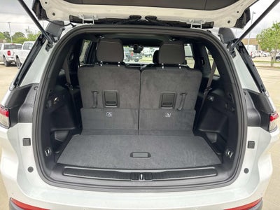 2026 Jeep Grand Cherokee GRAND CHEROKEE L LAREDO 4X2