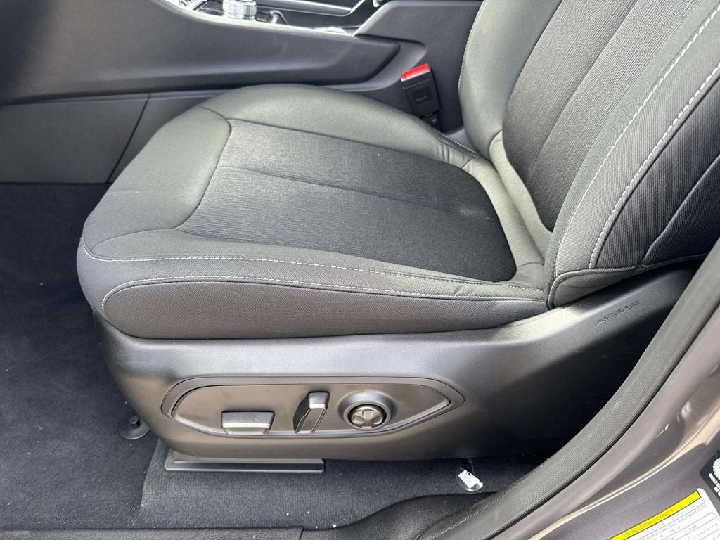 2025 Jeep Grand Cherokee GRAND CHEROKEE L LAREDO 4X2