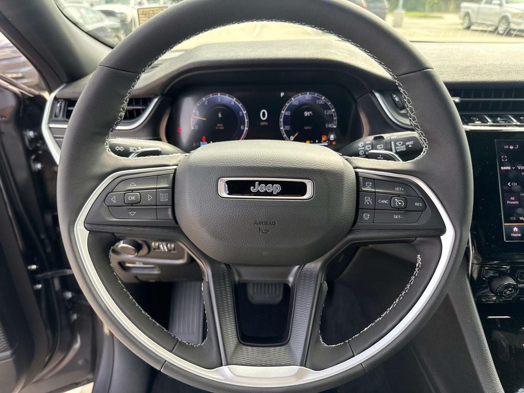 2025 Jeep Grand Cherokee GRAND CHEROKEE L LAREDO 4X2