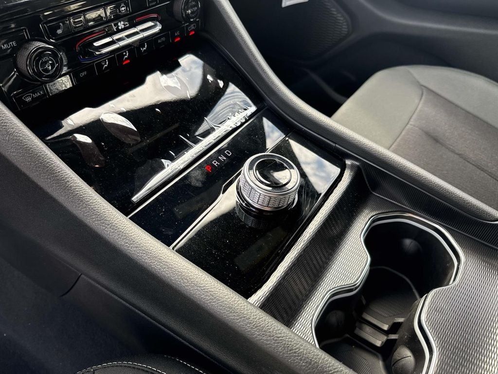 2025 Jeep Grand Cherokee GRAND CHEROKEE L LAREDO 4X2