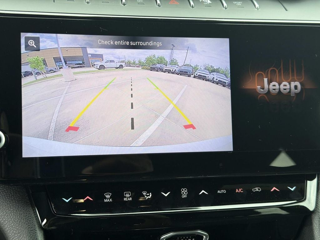2026 Jeep Grand Cherokee GRAND CHEROKEE L LAREDO ALTITUDE 4X2
