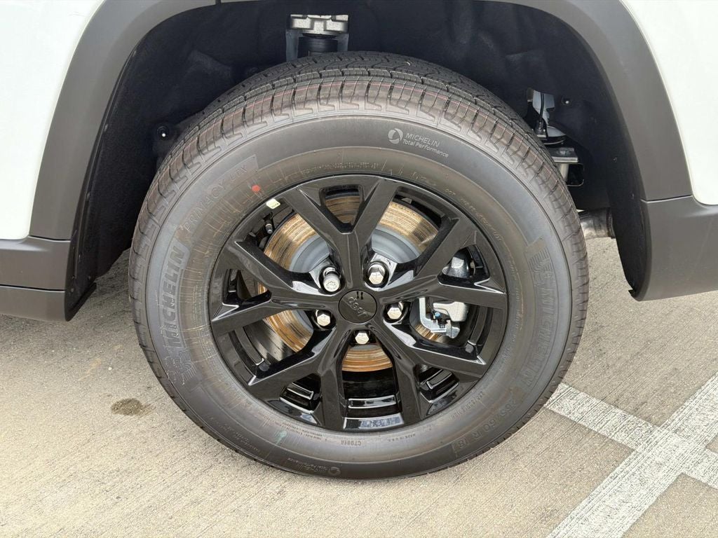 2026 Jeep Grand Cherokee GRAND CHEROKEE L LAREDO ALTITUDE 4X2