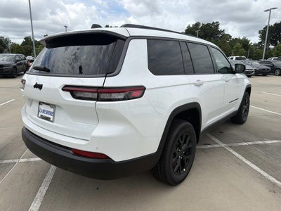2026 Jeep Grand Cherokee GRAND CHEROKEE L LAREDO ALTITUDE 4X2