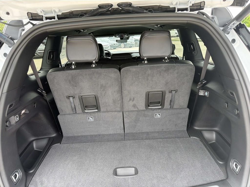 2026 Jeep Grand Cherokee GRAND CHEROKEE L LAREDO ALTITUDE 4X2