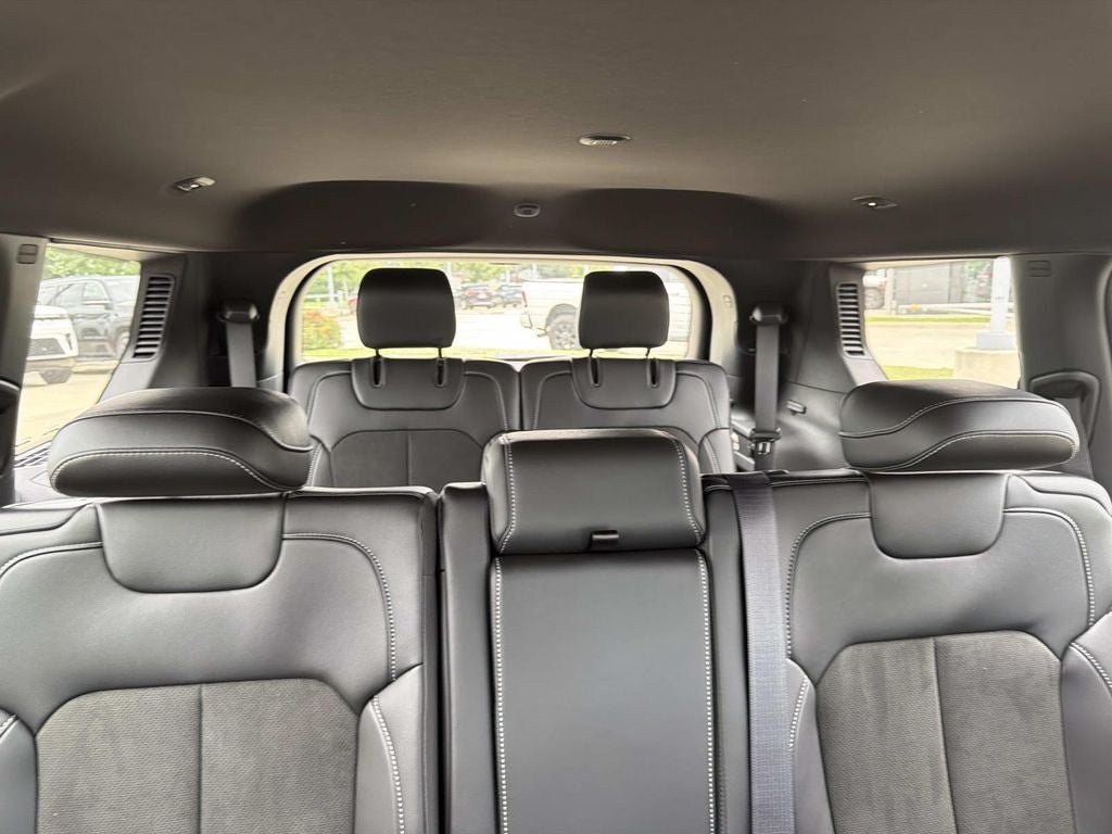 2026 Jeep Grand Cherokee GRAND CHEROKEE L LAREDO ALTITUDE 4X2