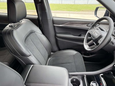 2026 Jeep Grand Cherokee GRAND CHEROKEE L LAREDO ALTITUDE 4X2