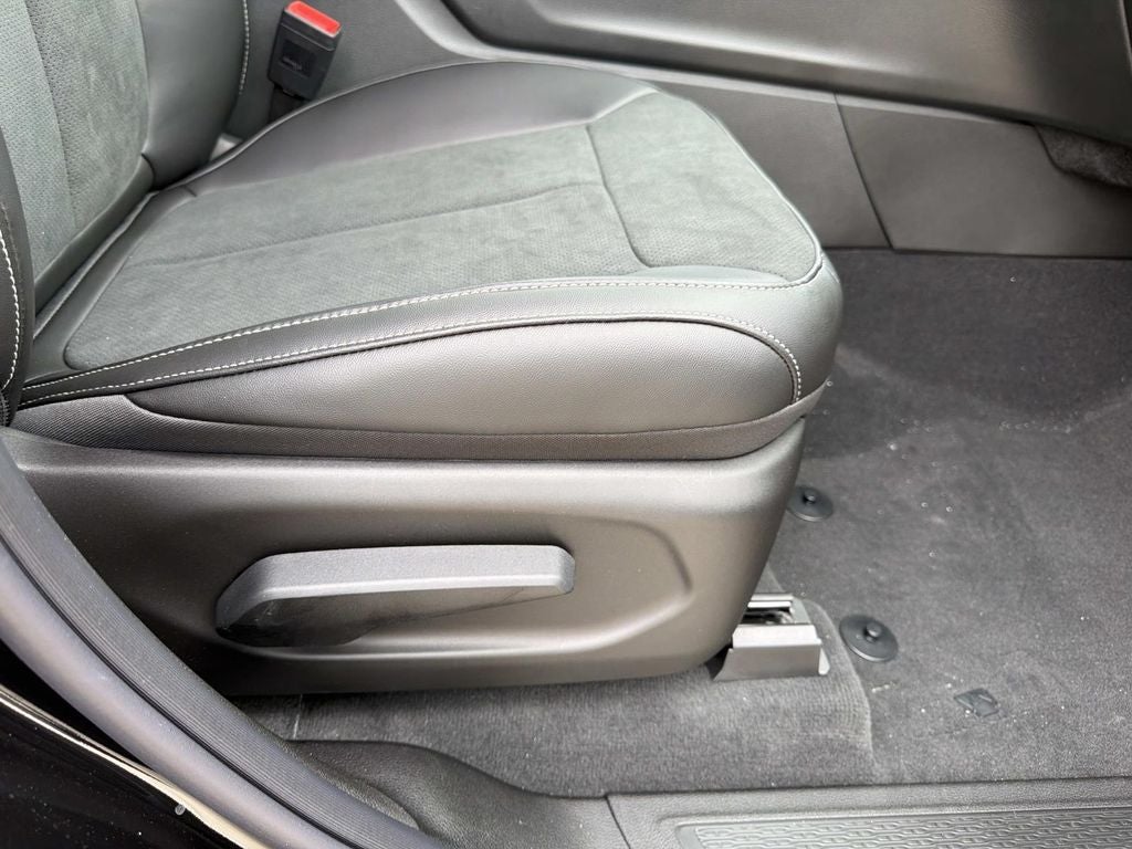 2026 Jeep Grand Cherokee GRAND CHEROKEE L LAREDO ALTITUDE 4X2