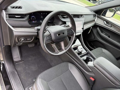 2026 Jeep Grand Cherokee GRAND CHEROKEE L LAREDO ALTITUDE 4X2