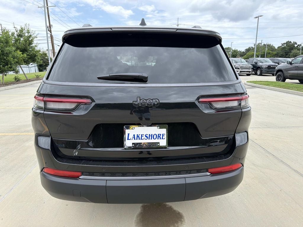 2026 Jeep Grand Cherokee GRAND CHEROKEE L LAREDO ALTITUDE 4X2