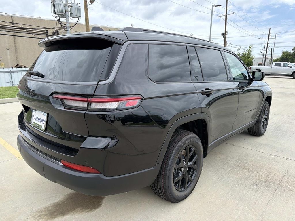 2026 Jeep Grand Cherokee GRAND CHEROKEE L LAREDO ALTITUDE 4X2