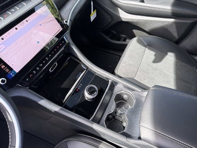 2027 Jeep Grand Cherokee Laredo Altitude