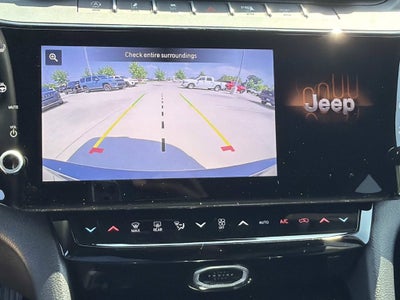 2027 Jeep Grand Cherokee Laredo Altitude