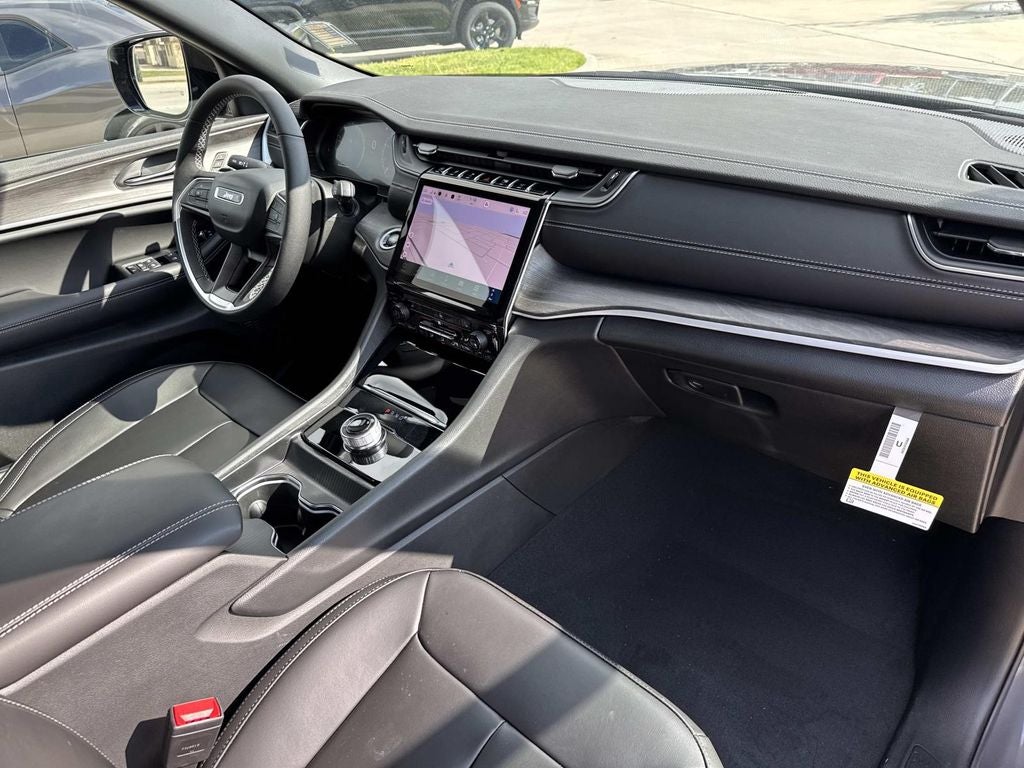 2025 Jeep Grand Cherokee GRAND CHEROKEE L LIMITED 4X2