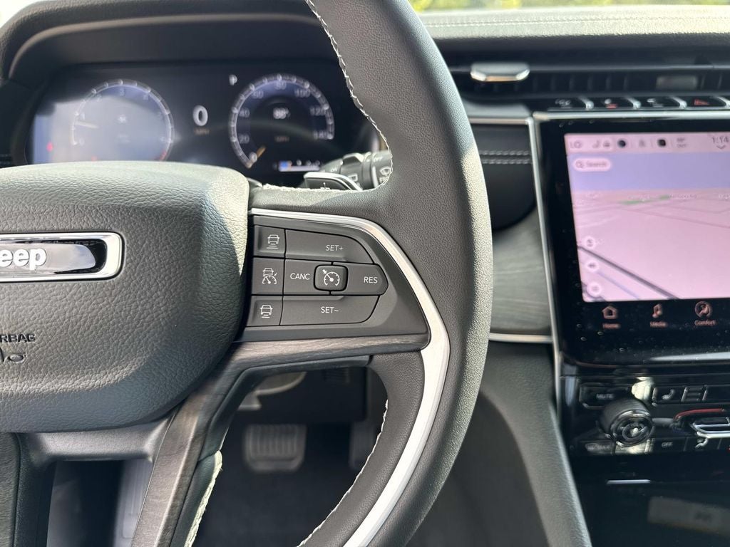 2025 Jeep Grand Cherokee GRAND CHEROKEE L LIMITED 4X2