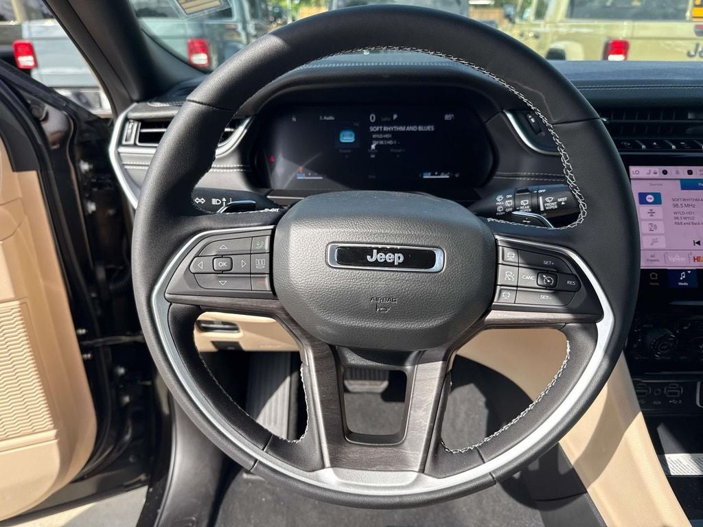 2025 Jeep Grand Cherokee GRAND CHEROKEE L LIMITED 4X2