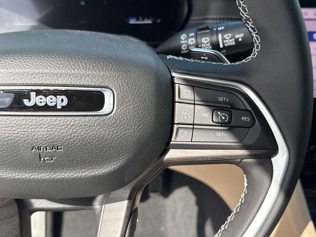 2025 Jeep Grand Cherokee GRAND CHEROKEE L LIMITED 4X2