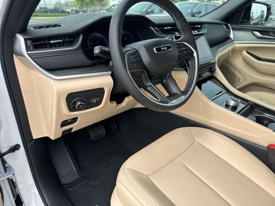 2025 Jeep Grand Cherokee GRAND CHEROKEE L LIMITED 4X2