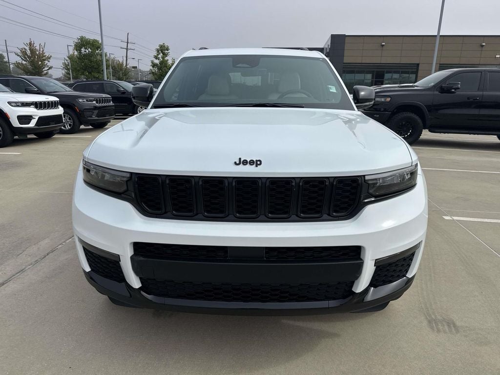 2025 Jeep Grand Cherokee GRAND CHEROKEE L LIMITED 4X2