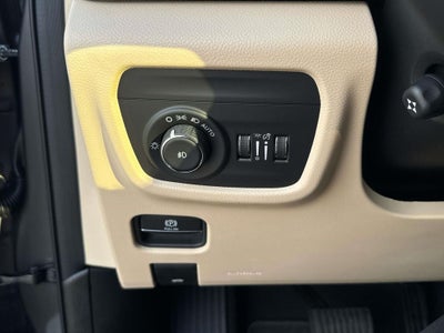 2025 Jeep Grand Cherokee GRAND CHEROKEE L LIMITED 4X2