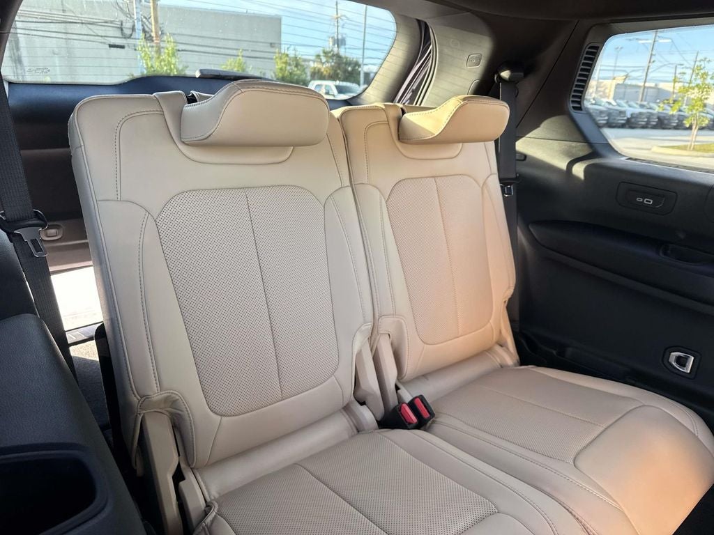 2025 Jeep Grand Cherokee GRAND CHEROKEE L LIMITED 4X2