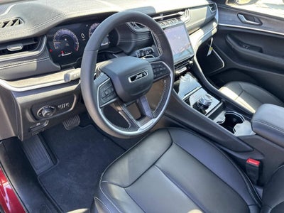 2025 Jeep Grand Cherokee GRAND CHEROKEE L LIMITED 4X2