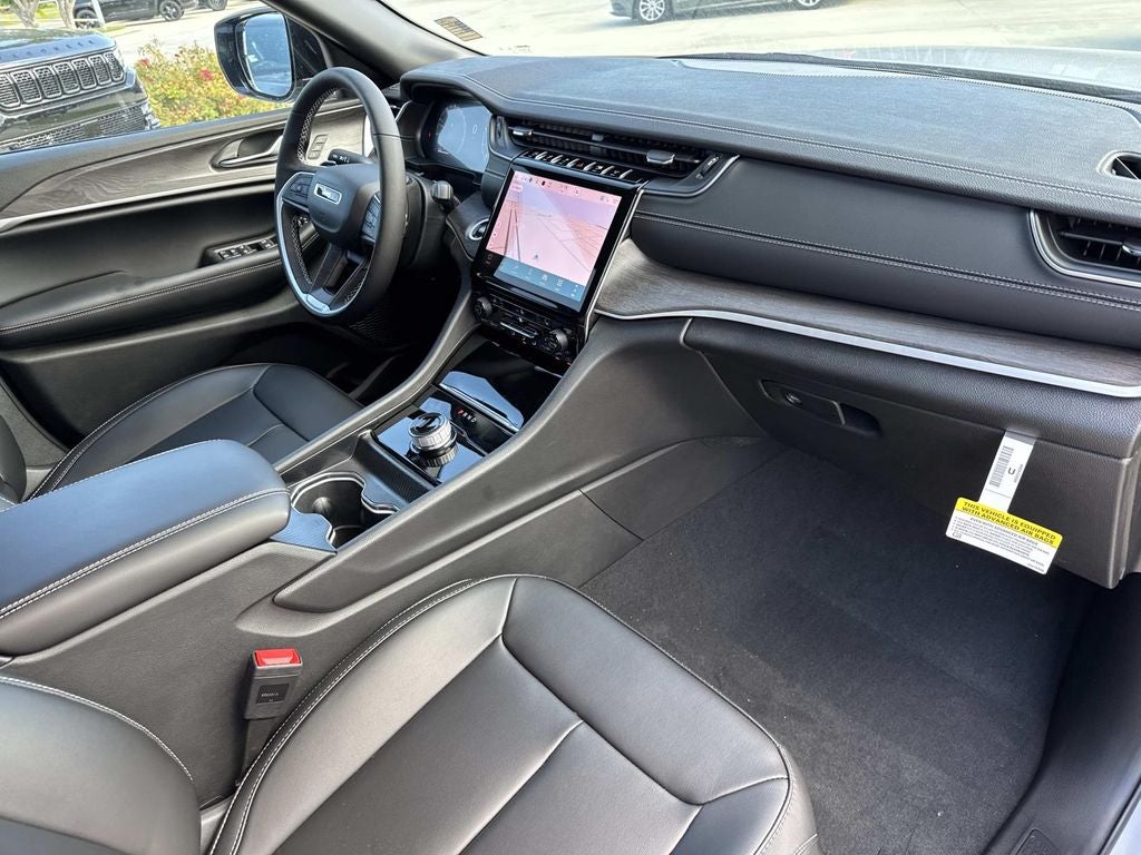 2025 Jeep Grand Cherokee GRAND CHEROKEE L LIMITED 4X2