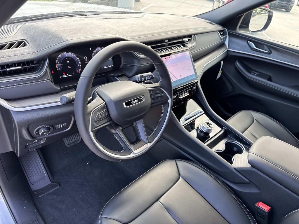 2025 Jeep Grand Cherokee GRAND CHEROKEE L LIMITED 4X2