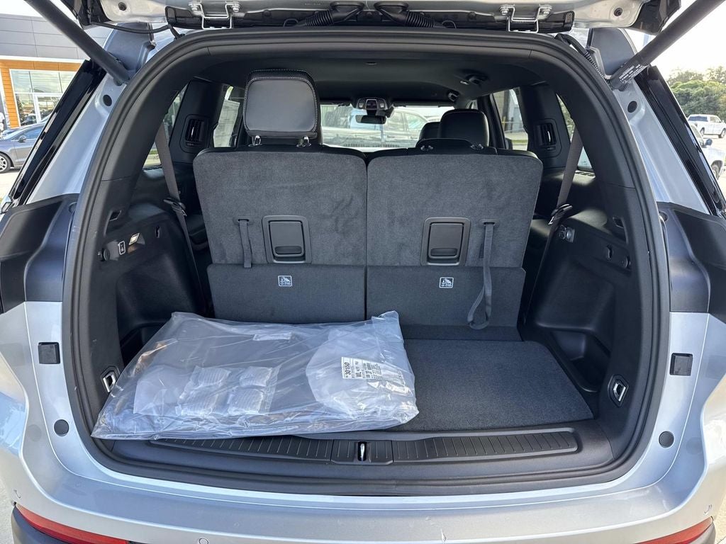 2025 Jeep Grand Cherokee GRAND CHEROKEE L LIMITED 4X2