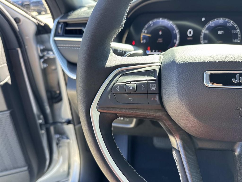 2025 Jeep Grand Cherokee GRAND CHEROKEE L LIMITED 4X2