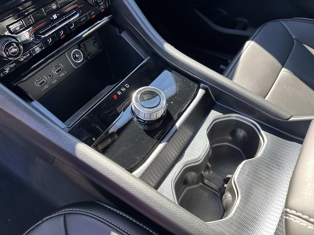 2025 Jeep Grand Cherokee GRAND CHEROKEE L LIMITED 4X2