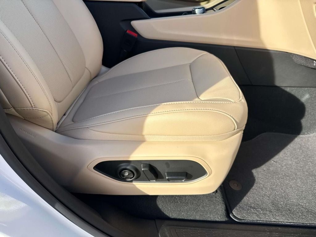 2025 Jeep Grand Cherokee GRAND CHEROKEE L LIMITED 4X2