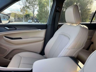 2025 Jeep Grand Cherokee GRAND CHEROKEE L LIMITED 4X2