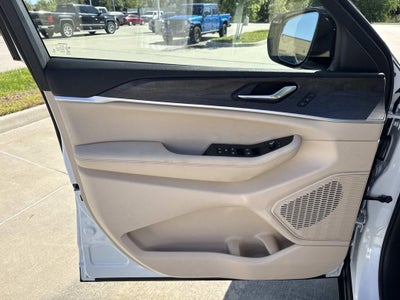 2025 Jeep Grand Cherokee GRAND CHEROKEE L LIMITED 4X2