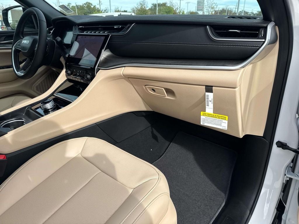 2025 Jeep Grand Cherokee GRAND CHEROKEE L LIMITED 4X2