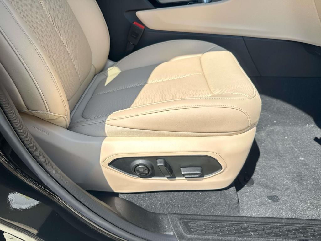 2025 Jeep Grand Cherokee GRAND CHEROKEE L LIMITED 4X2