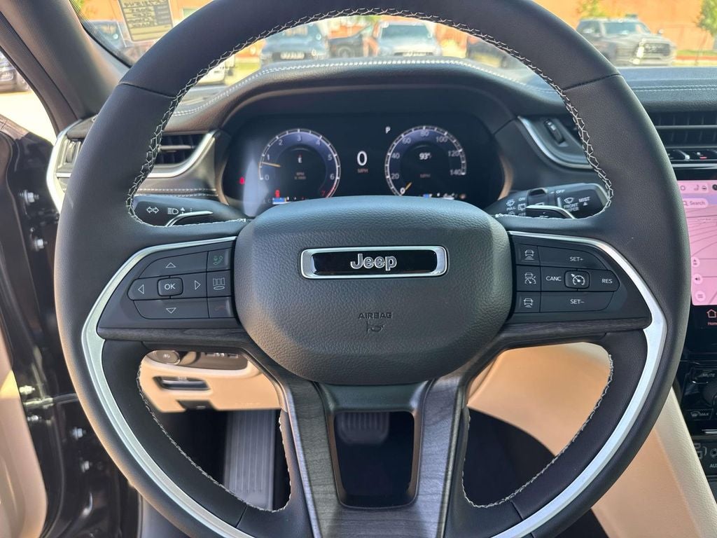 2025 Jeep Grand Cherokee GRAND CHEROKEE L LIMITED 4X2