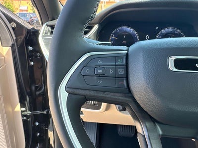 2025 Jeep Grand Cherokee GRAND CHEROKEE L LIMITED 4X2