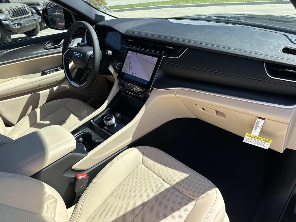 2025 Jeep Grand Cherokee GRAND CHEROKEE L LIMITED 4X2