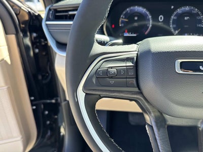 2025 Jeep Grand Cherokee GRAND CHEROKEE L LIMITED 4X2