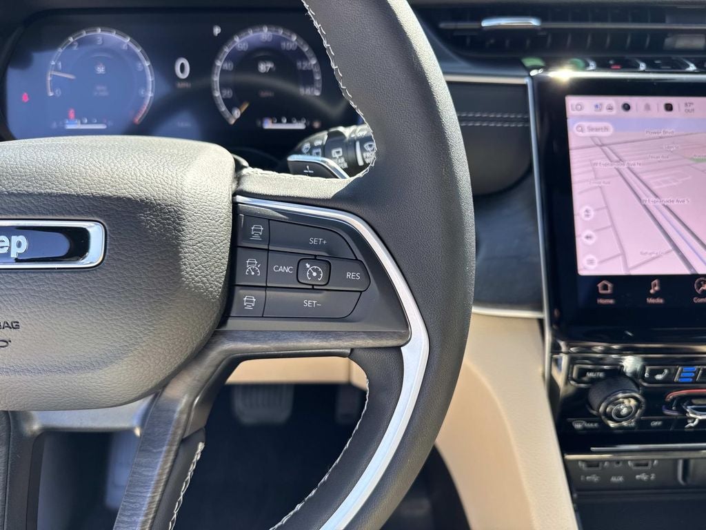 2025 Jeep Grand Cherokee GRAND CHEROKEE L LIMITED 4X2