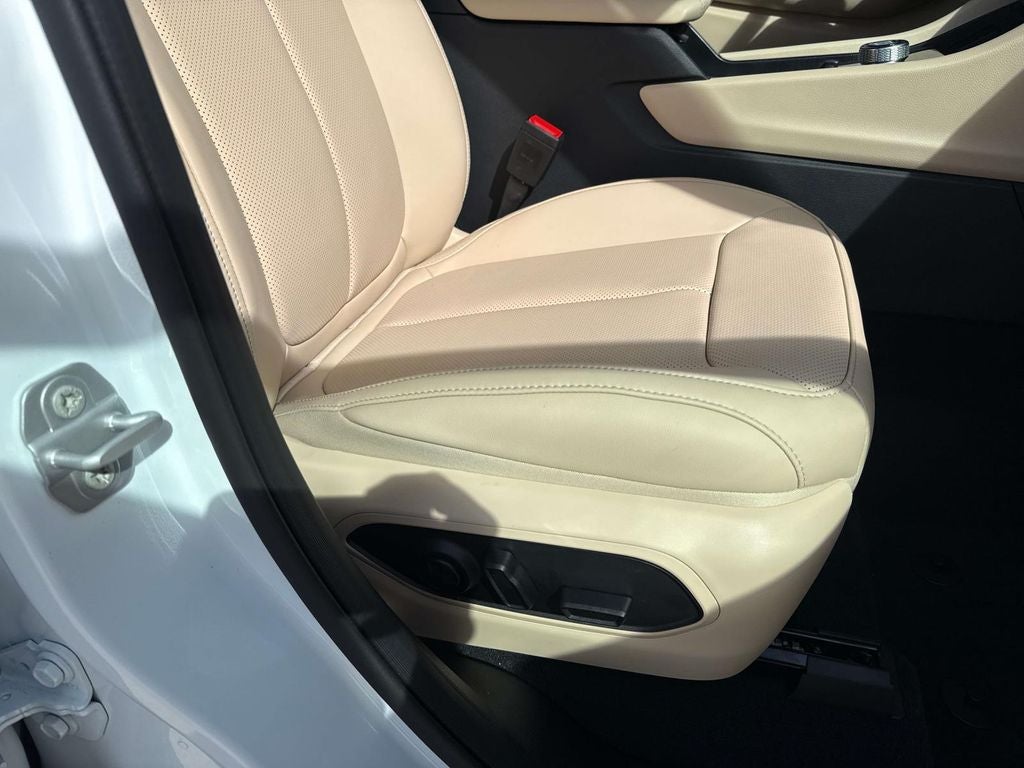 2025 Jeep Grand Cherokee GRAND CHEROKEE L LIMITED 4X2