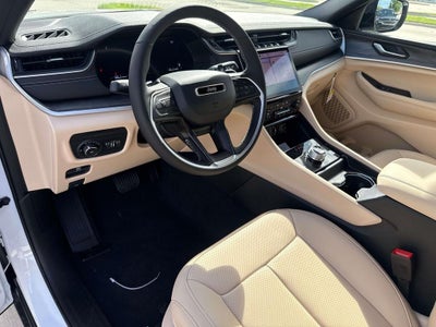 2025 Jeep Grand Cherokee GRAND CHEROKEE L LIMITED 4X2