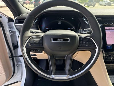 2025 Jeep Grand Cherokee GRAND CHEROKEE L LIMITED 4X2