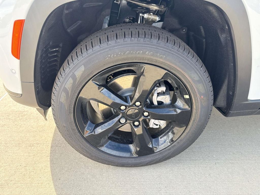 2025 Jeep Grand Cherokee GRAND CHEROKEE L LIMITED 4X2