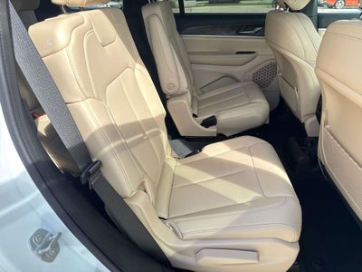 2025 Jeep Grand Cherokee GRAND CHEROKEE L LIMITED 4X2