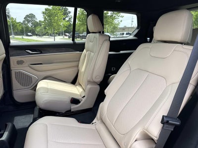 2026 Jeep Grand Cherokee GRAND CHEROKEE L LIMITED 4X2