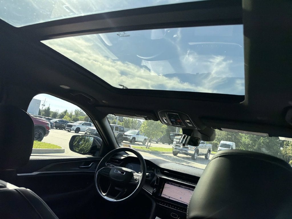 2027 Jeep Grand Cherokee Limited