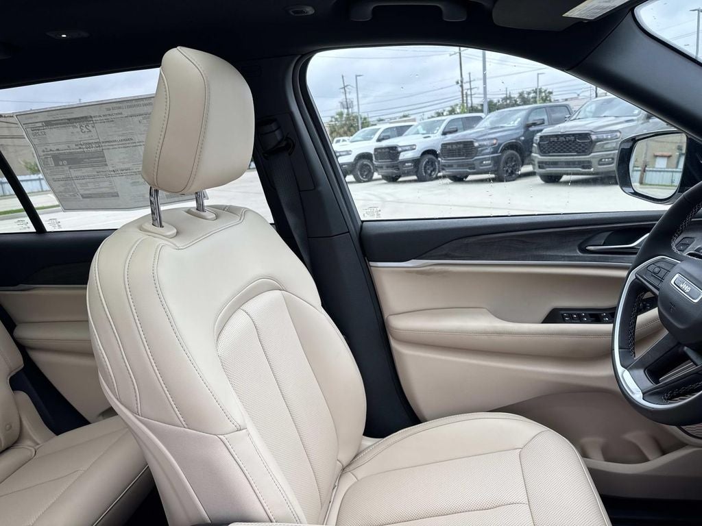 2026 Jeep Grand Cherokee GRAND CHEROKEE L LIMITED 4X2